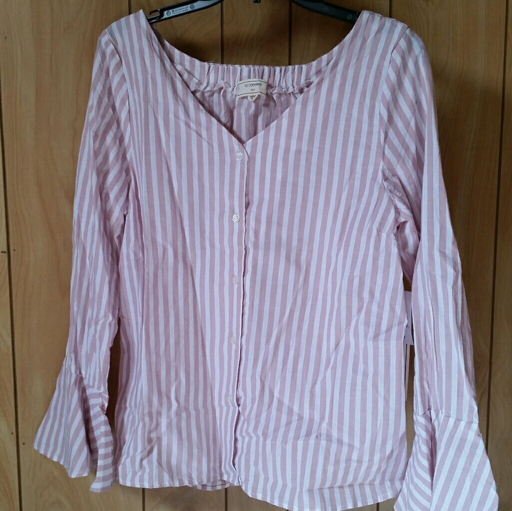 🆕STRIPED BOHEMIAN BELL SLEEVE BLOUSE🆕